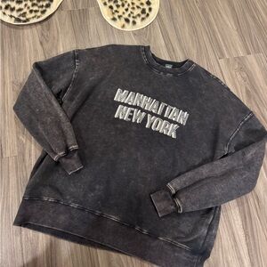 Manhattan New York sweatshirt